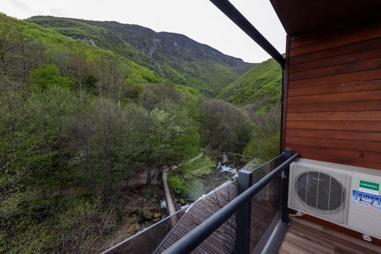 Resort Ujevara E Drinit 페야 외부 사진