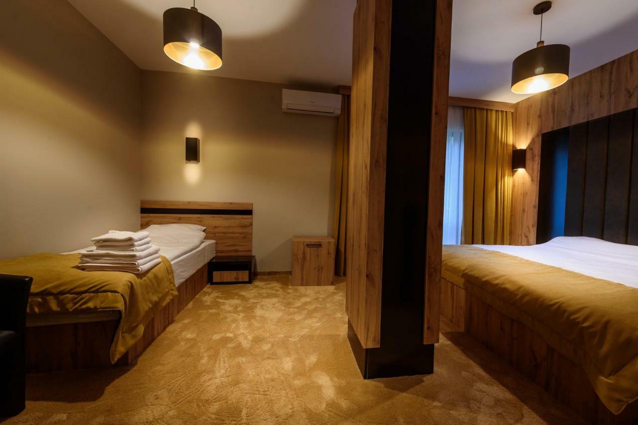 Resort Ujevara E Drinit 페야 외부 사진