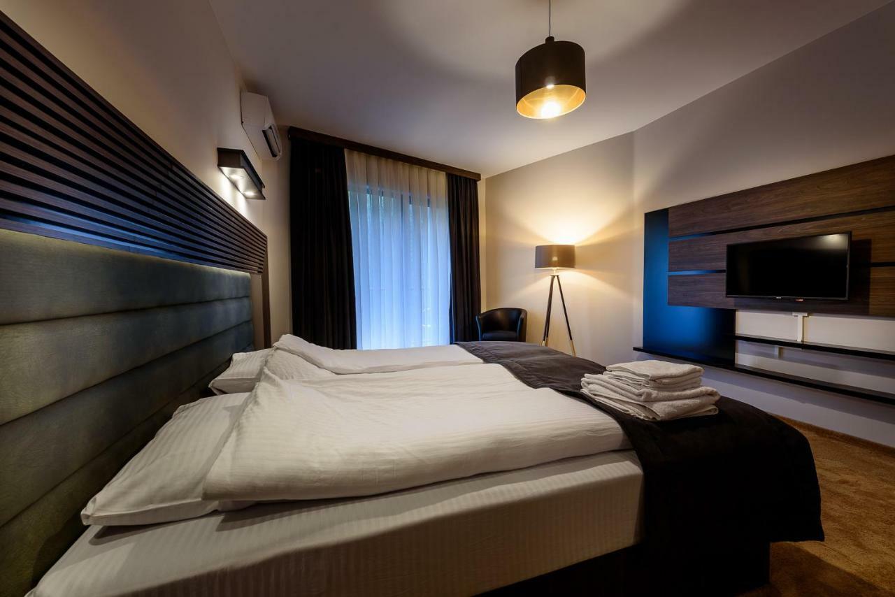 Resort Ujevara E Drinit 페야 외부 사진