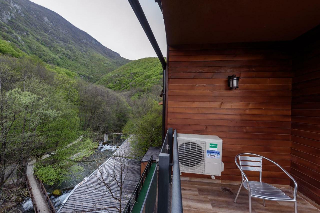 Resort Ujevara E Drinit 페야 외부 사진